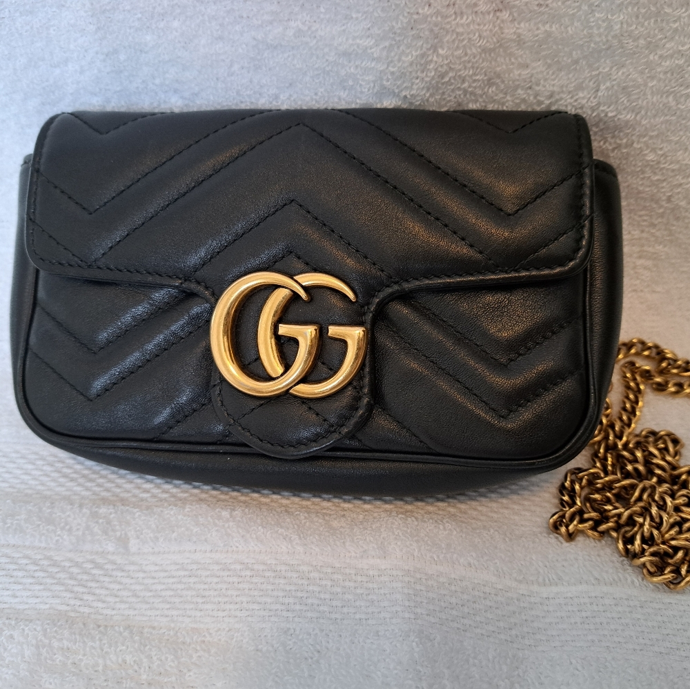 Gucci Marmont super mini